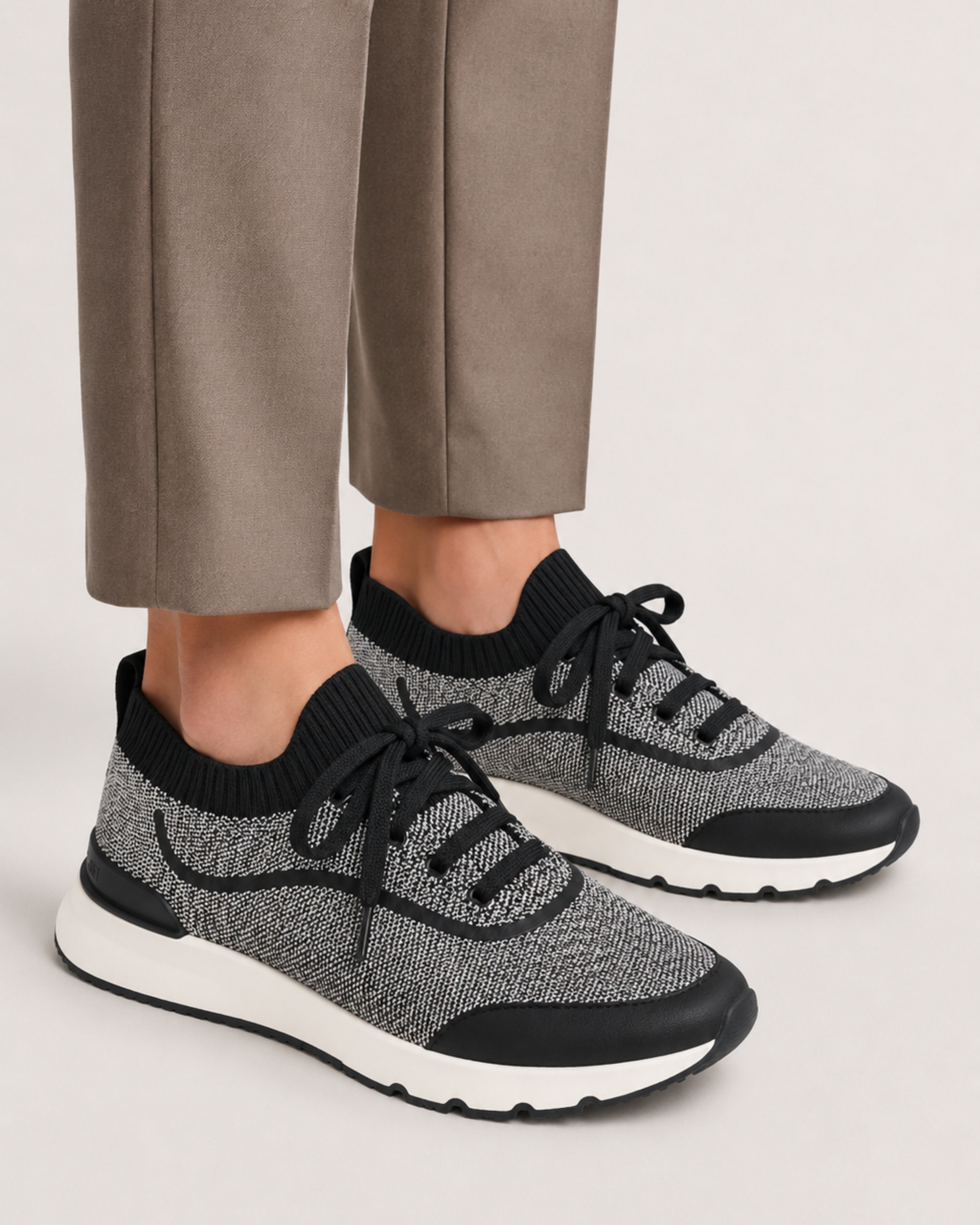 MONTERA MESH SLIP-ON SNEAKER - BLACK/WHITE